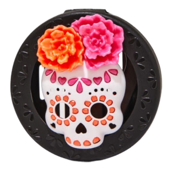 Bath & Body Works NEW Floral Sugar Skull Visor or Vent Clip Car Fragrance Holder - Picture 1 of 4